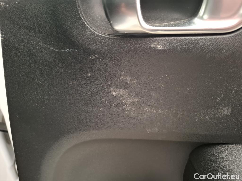  Citroen  C3 CITROEN  Société / 2020 / 5P / Berline / VU BlueHDi 100 BVM Feel Nav (Ex 879P) #37