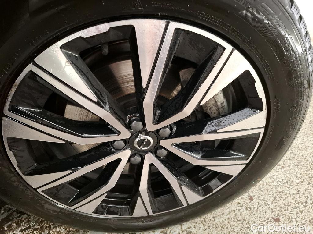  Volvo  XC60  Plus Style Dark 2WD 2.0 B4 195CV BVA8 E6d #2