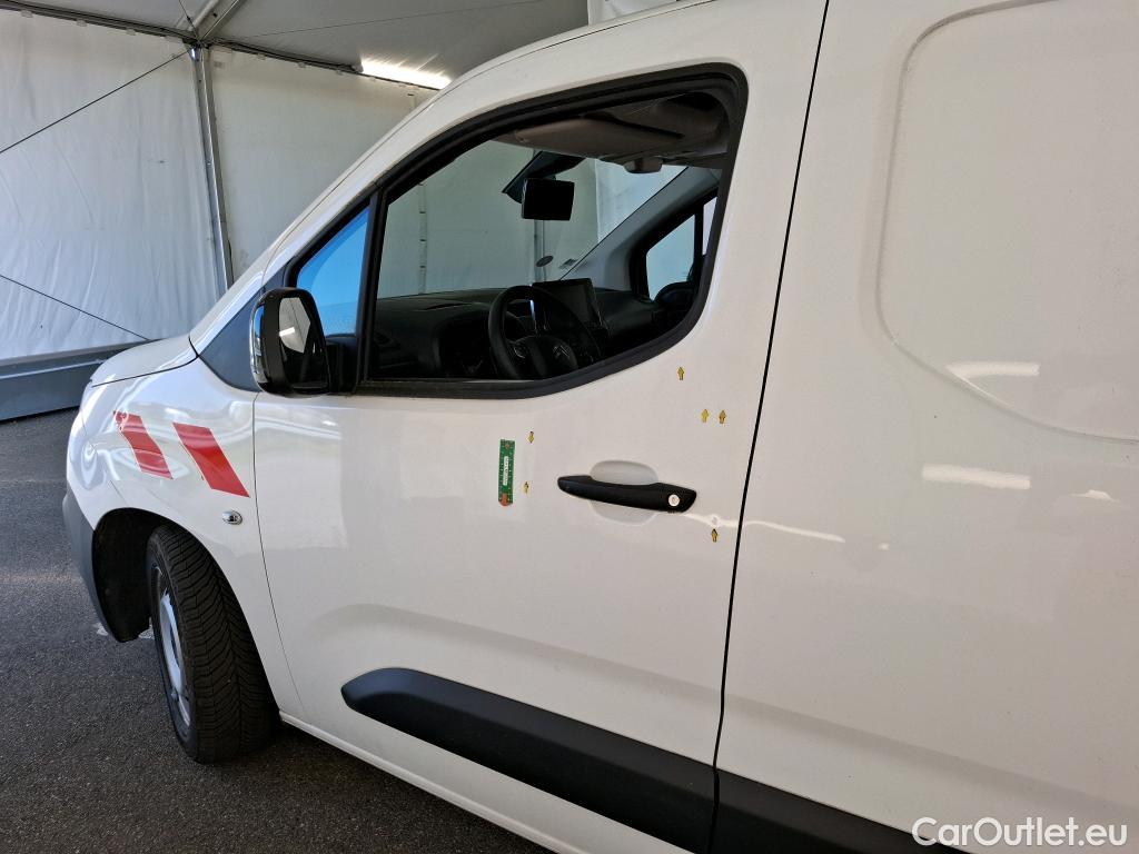  Citroen  Berlingo  Fourgon Club M 1000 1.2 PureTech 130CV BVA8 E6d #28