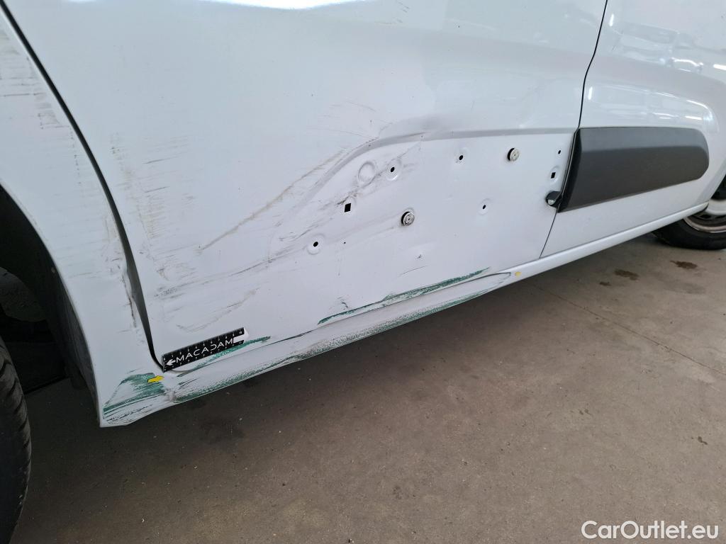  Citroen  Berlingo CITROEN  Van / 2018 / 4P / Fourgonnette Taille M 650kg BlueHDi 100 S&S BVM Club #9