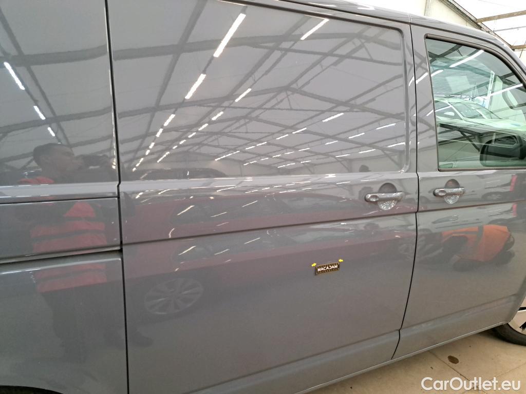  Volkswagen  Transporter VOLKSWAGEN  VU 4p Fourgon 2.0 TDi 150 L1H1 Business Line #11