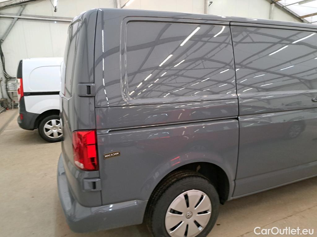  Volkswagen  Transporter VOLKSWAGEN  VU 4p Fourgon 2.0 TDi 150 L1H1 Business Line #9