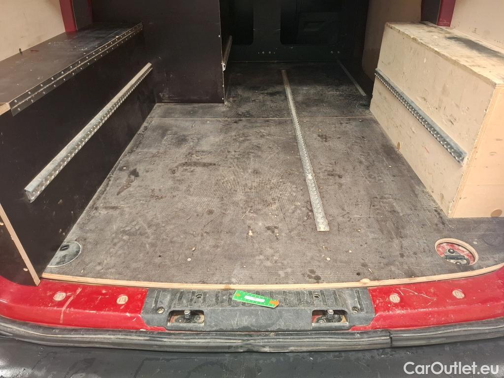  Volkswagen  Transporter VOLKSWAGEN  / 2019 / 4P / Fourgon tôlé 2.0 TDi 150 DSG7 L1H1 Business #3