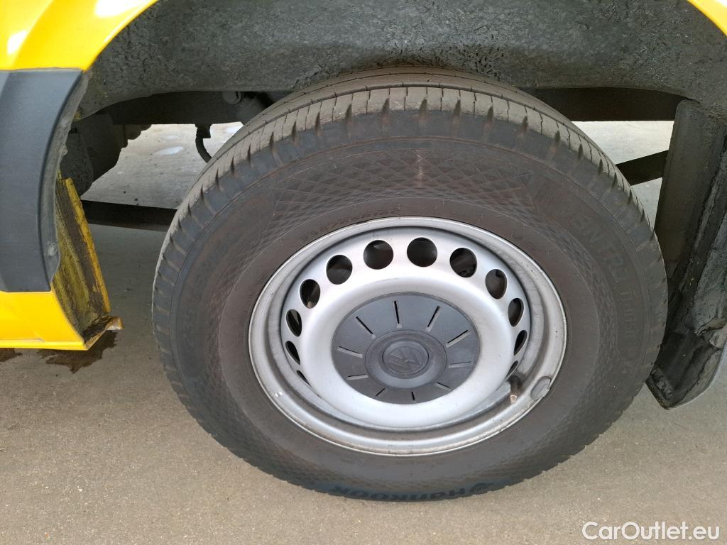  Volkswagen  Crafter  Fourgon e- 35 Fourgon mittellang Hochdach FWD 35kWh BVA #32