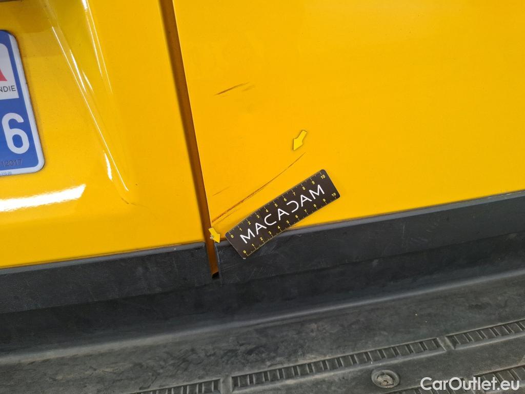  Volkswagen  Crafter  Fourgon e- 35 Fourgon mittellang Hochdach FWD 35kWh BVA #35