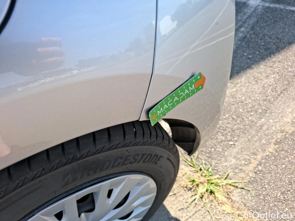  Toyota  Yaris TOYOTA  Hybride / 2019 / 5P / Berline Hybride 116h Dynamic Business Beyond Zer #43