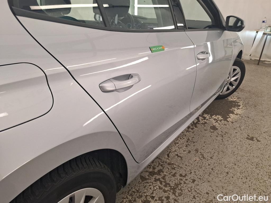  Skoda  Fabia  Ambition 1.0 MPI 80CV BVM5 E6d #9
