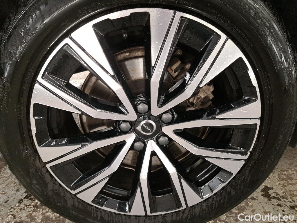  Volvo  XC60  Plus Style Dark 2WD 2.0 B4 195CV BVA8 E6d #2