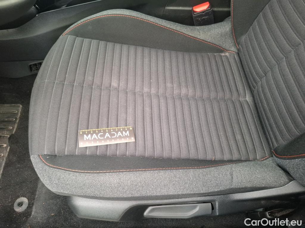  Peugeot  2008  (e-) Active Pack 50kWh BVA #23
