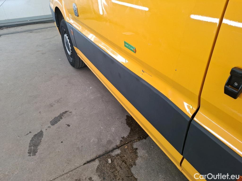  Volkswagen  Crafter  Fourgon Fourgon 35 mittlerer Radstand mit Hochdach FWD 2.0 #25