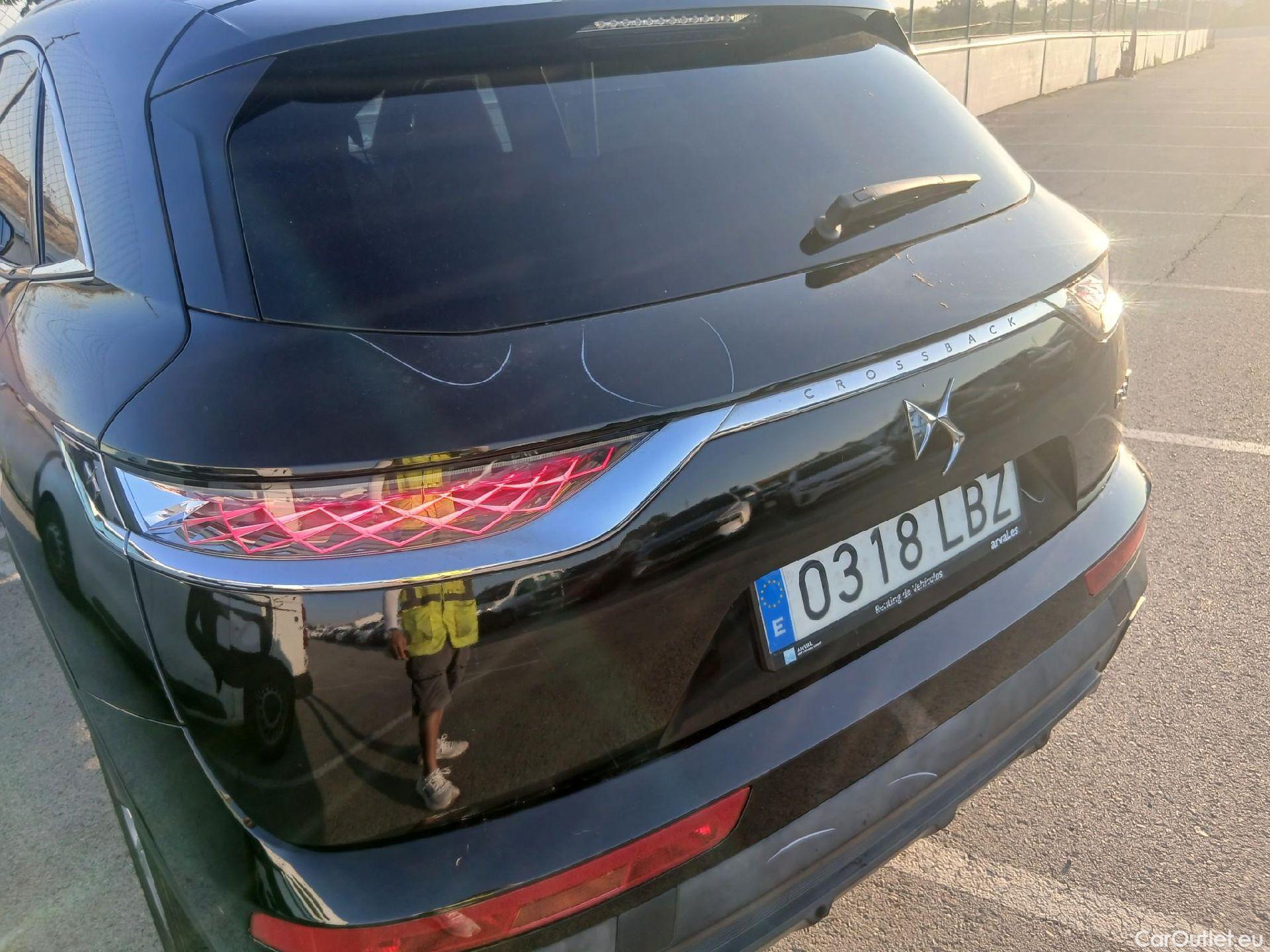  DS  DS7 DS DS 7 Crossback / 2017 / 5P / todoterreno BlueHDi DE 96kW (130CV) BE CHIC (AC) #4
