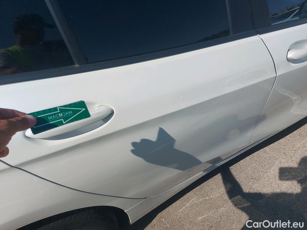  Bmw  Serie 1 BMW  / 2019 / 5P / berlina con portón 118i #5