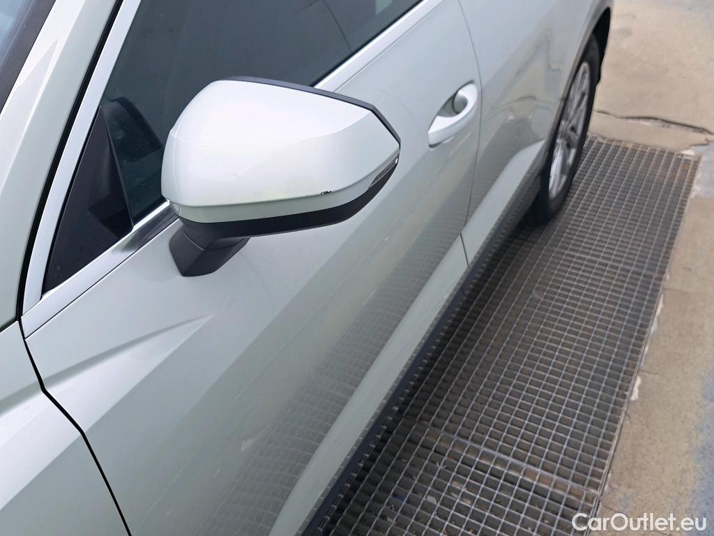  Audi  Q3 AUDI  Sportback / 2019 / 5P / todoterreno Advanced 35 TDI 110kW (150CV) S tronic #21