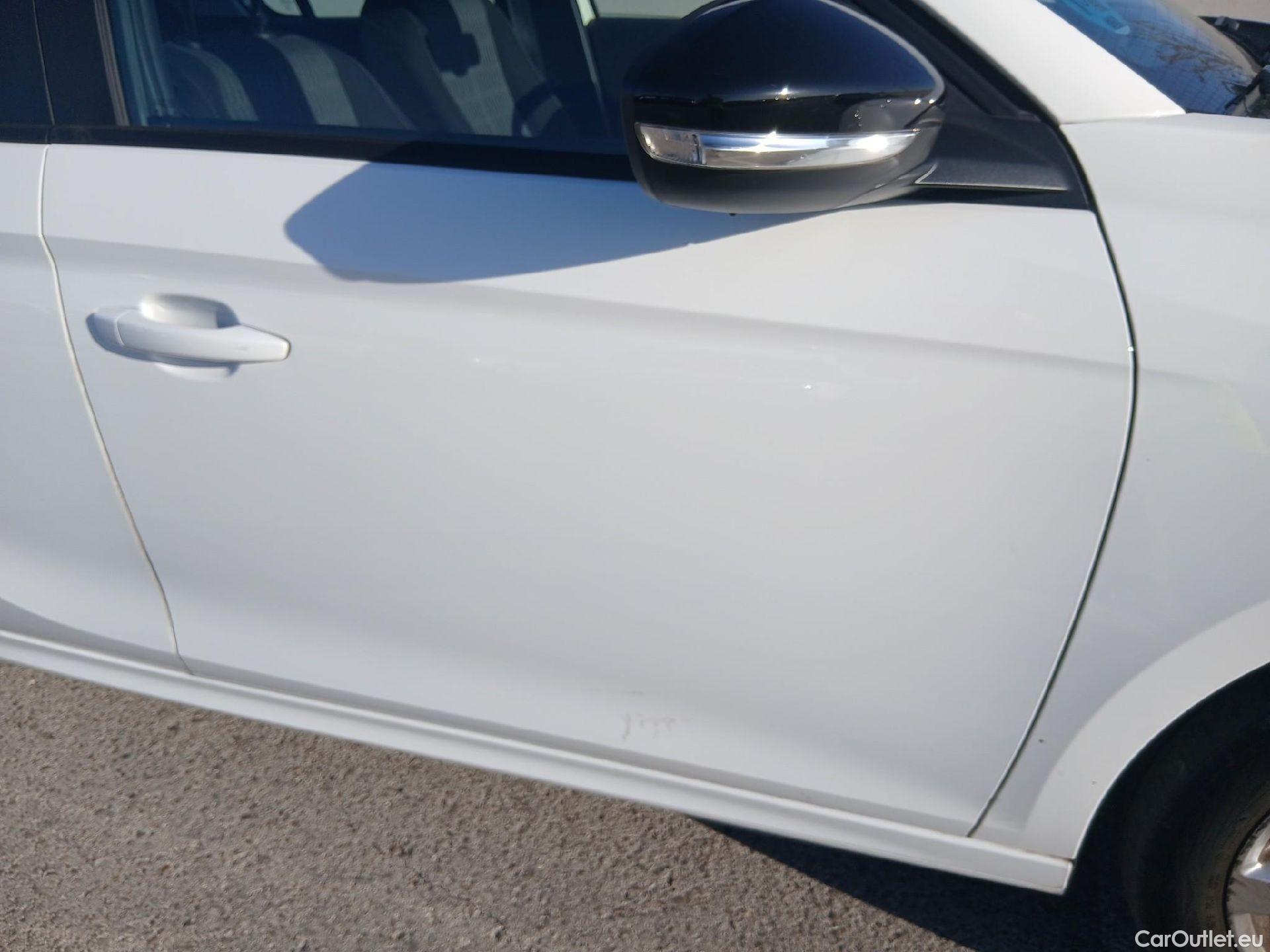  Opel  Corsa OPEL  / 2019 / 5P / berlina con portón 1.2T XHL 74kW (100CV) Edition (AC) #38