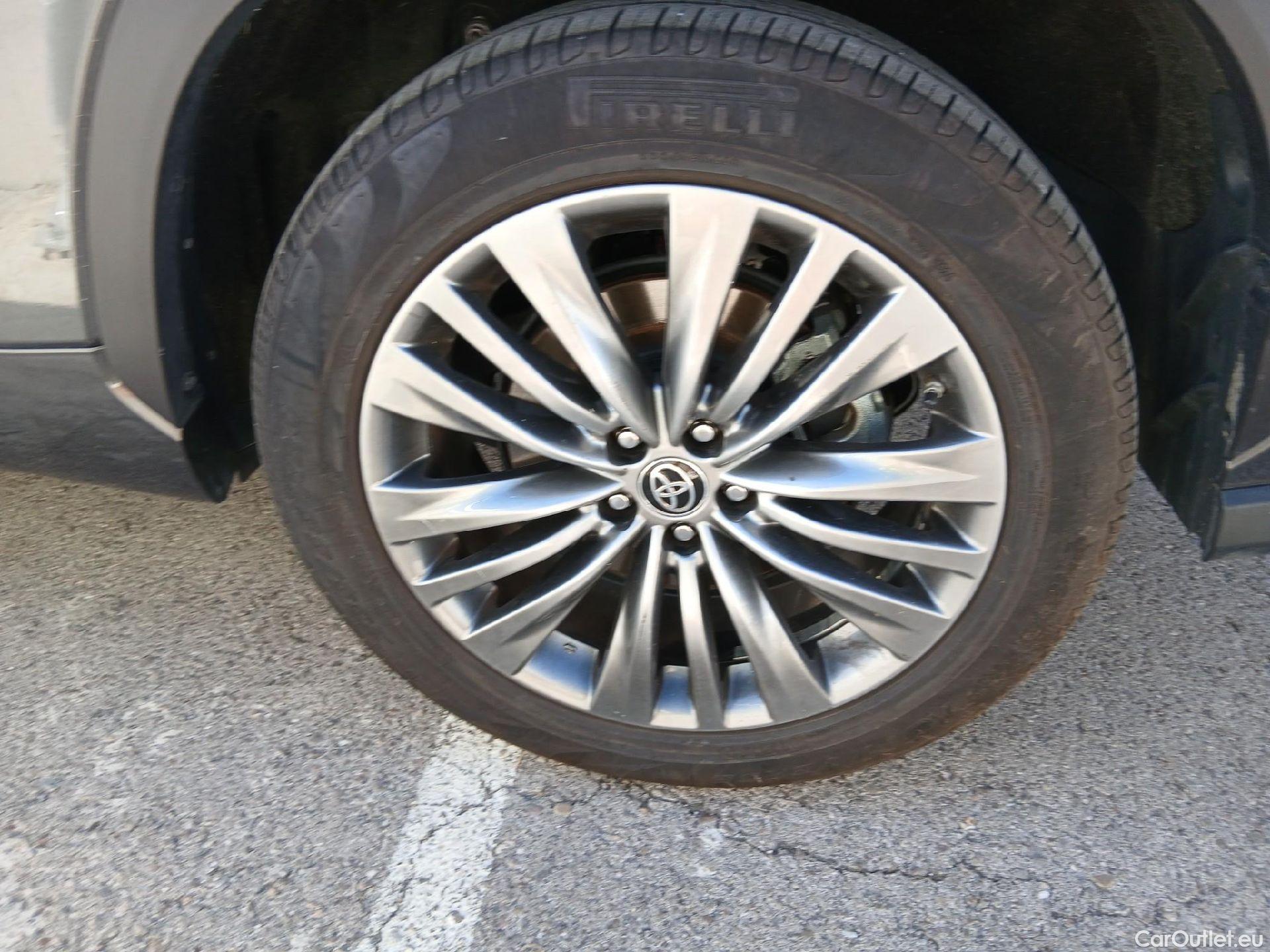  Toyota  Highlander TOYOTA  / 2021 / 5P / todoterreno 2.5 Advance P. Metalizada #17