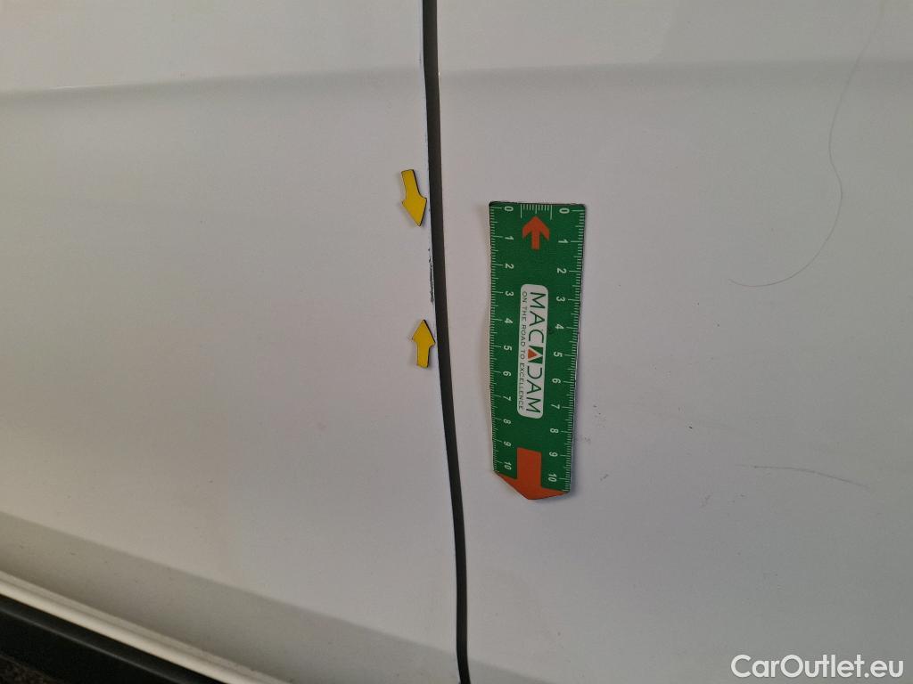  Citroen  C3  Société Feel 1.5 BlueHDI 100CV BVM6 E6d #43