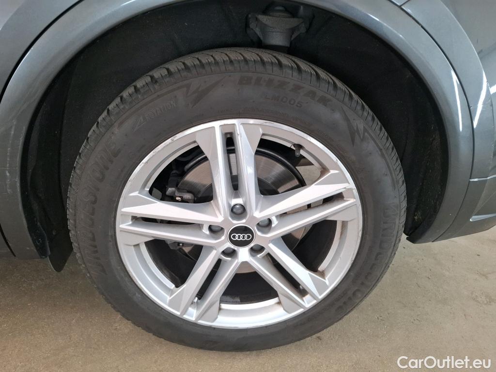  Audi  Q5  35 TDI S line 2.0 TDI 165CV BVA7 E6d #111