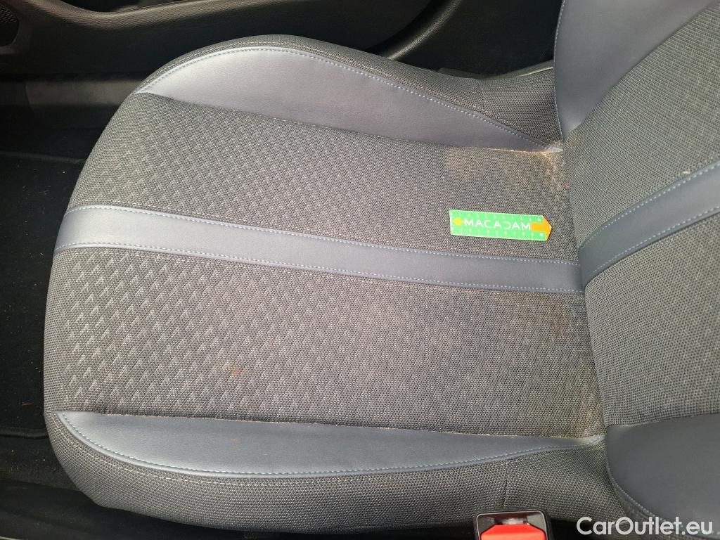  Peugeot  2008  Allure Business 1.5 HDi 100CV BVM6 E6d #17