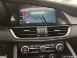  Alfa Romeo  Giulietta Alfa Romeo Giulia 2.0 GME 280pk RWD GT Junior Limited Edition auto 4d  + Pano #28