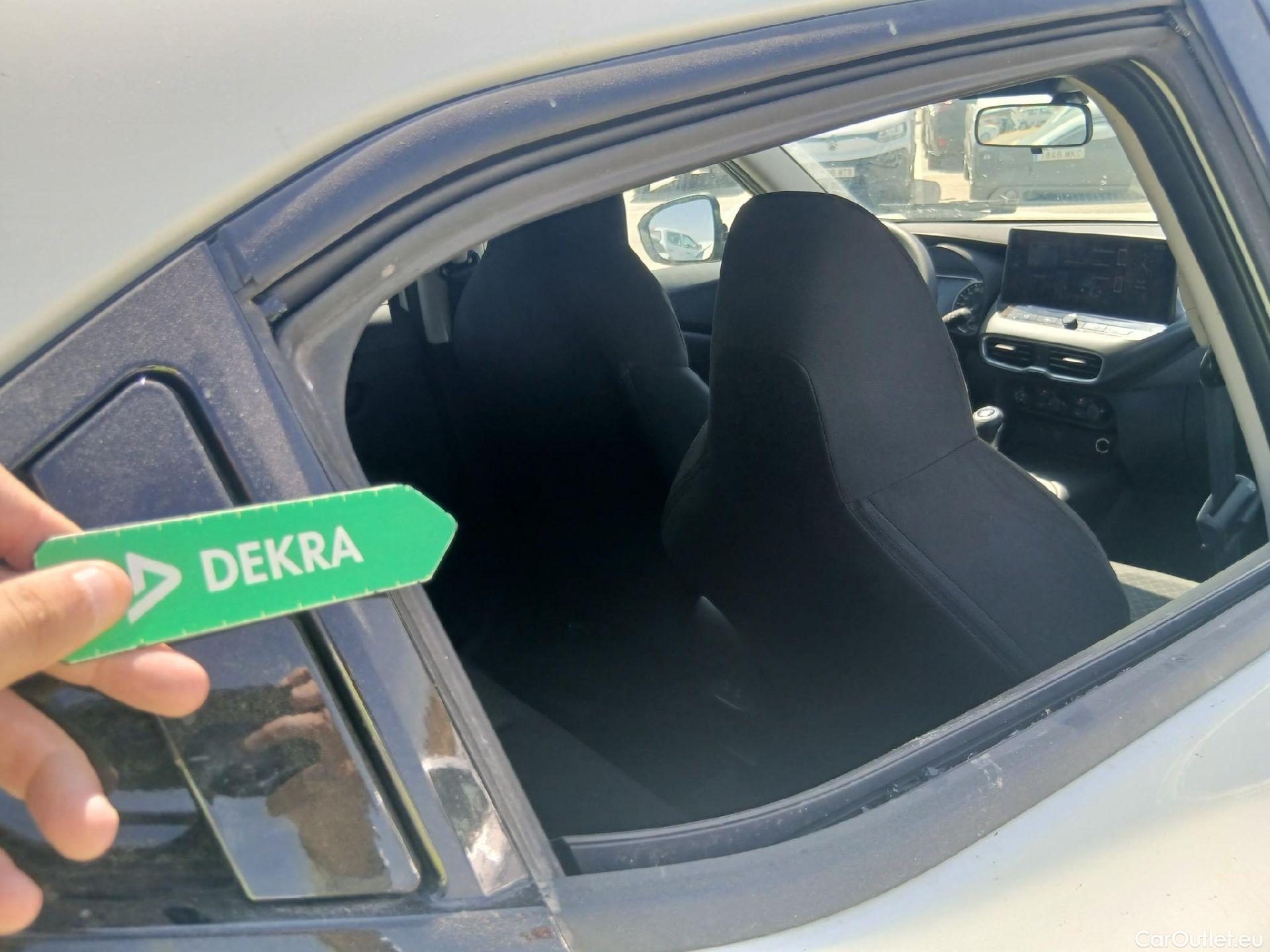  Nissan  Juke NISSAN  / 2019 / 5P / crossover DIG-T 84 kW (114 CV) 6M/T Acenta #23