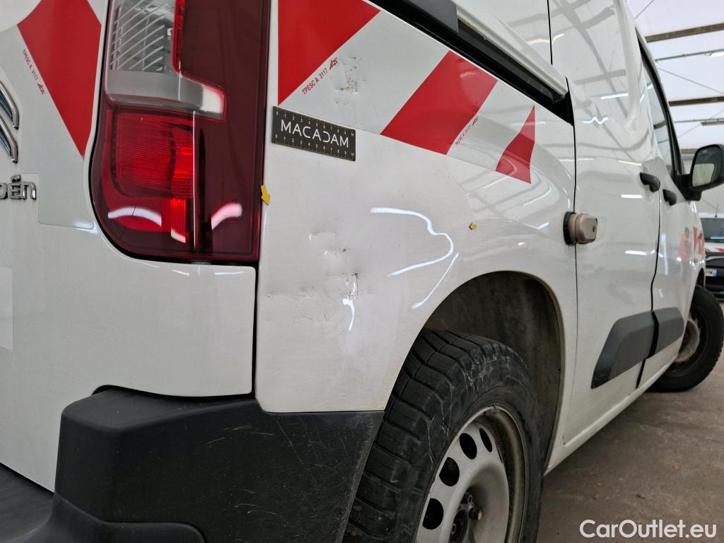  Citroen  Berlingo CITROEN  / 2018 / 4P / Fourgonnette M 1000kg PureTech 130 S&S AT Worker #3