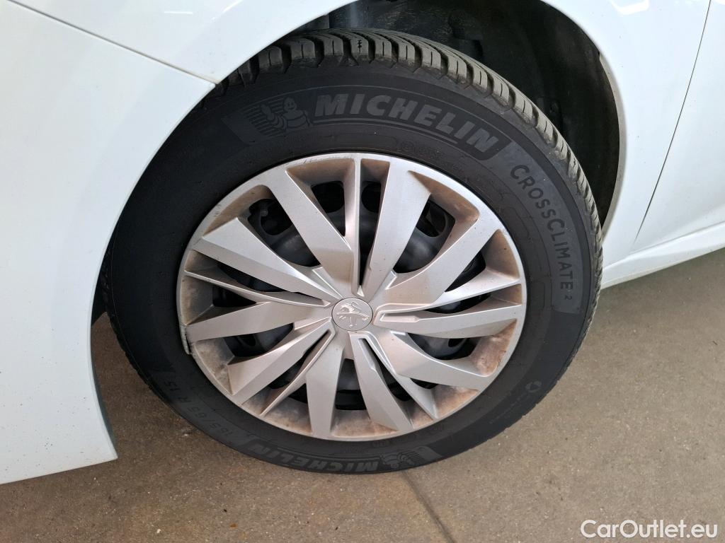  Peugeot  208  Premium 1.5 HDi 100CV BVM6 E6d #17