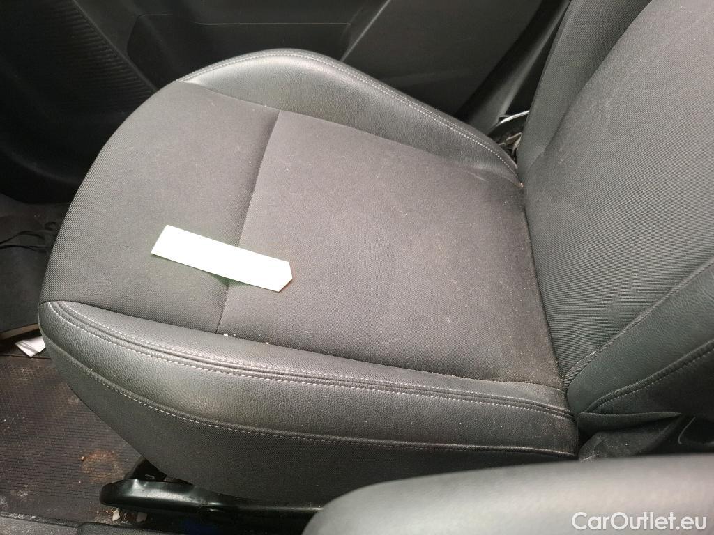  Renault  Kangoo RENAULT  / 2021 / 4P / Fourgonnette GD CONFORT - BLUE DCI 95 #18