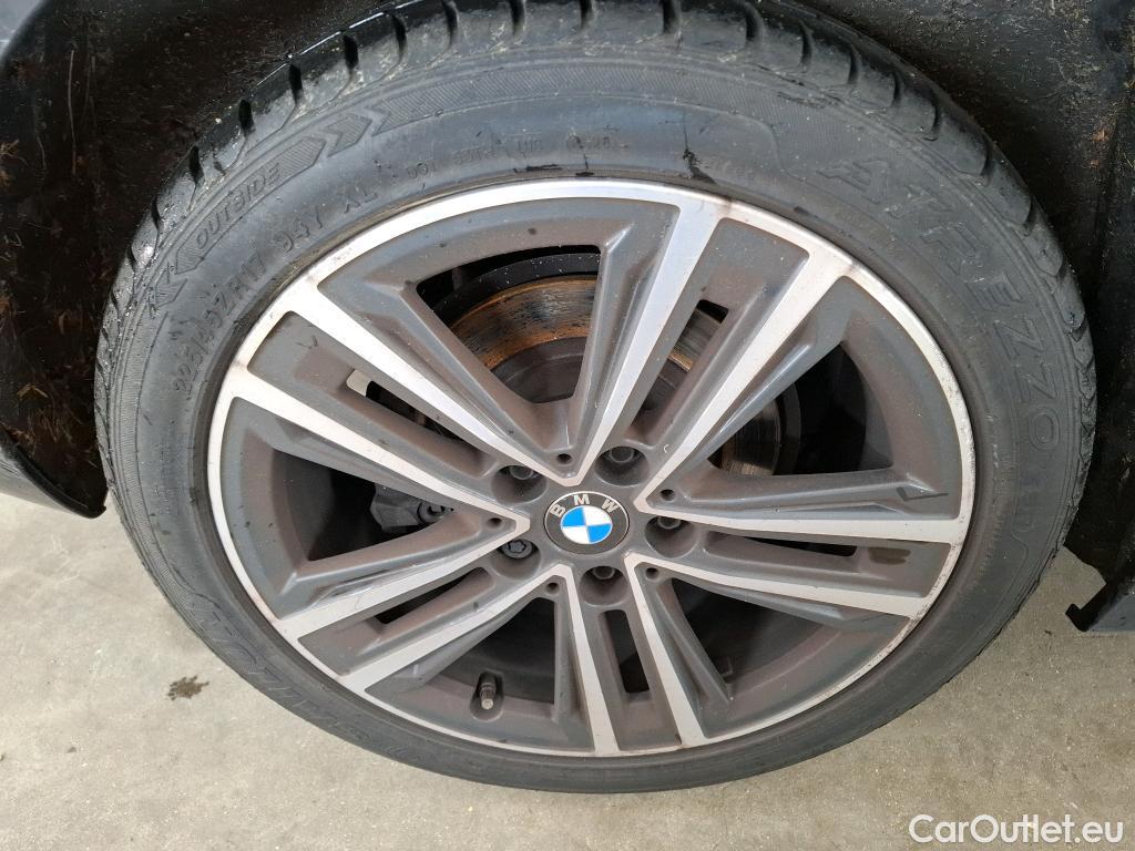  Bmw  Serie 1 BMW Série 1 / 2019 / 5P / Berline 116i DKG7 Business Design #9