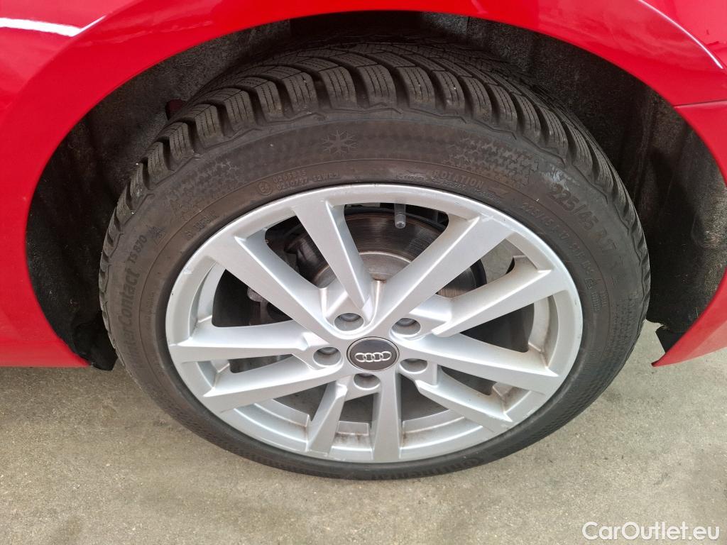  Audi  A3 AUDI  Sportback / 2016 / 5P / Berline 35 TFSI 150 COD S TRONIC BUSINESS LINE #10