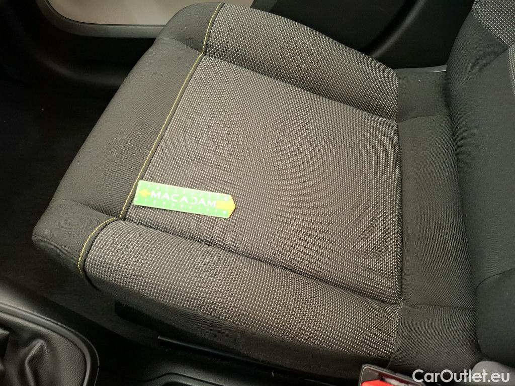  Citroen  C3  Plus 1.2 PureTech 80CV BVM5 6E #6