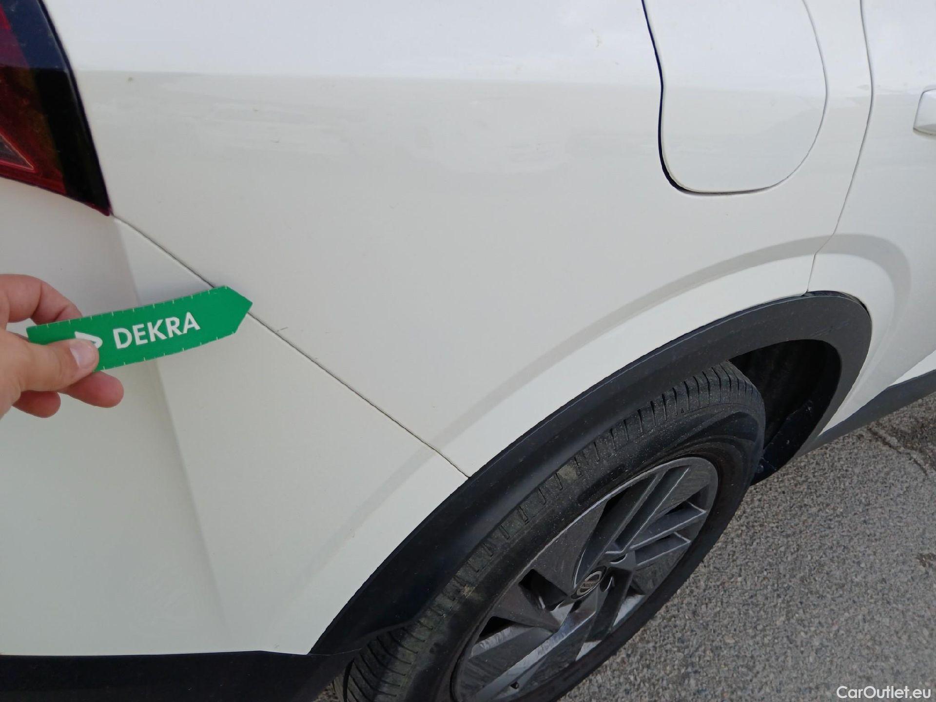  Nissan  Qashqai NISSAN  / 2021 / 5P / todoterreno DIG-T 103kW (140CV) mHEV 4x2 Acenta #29