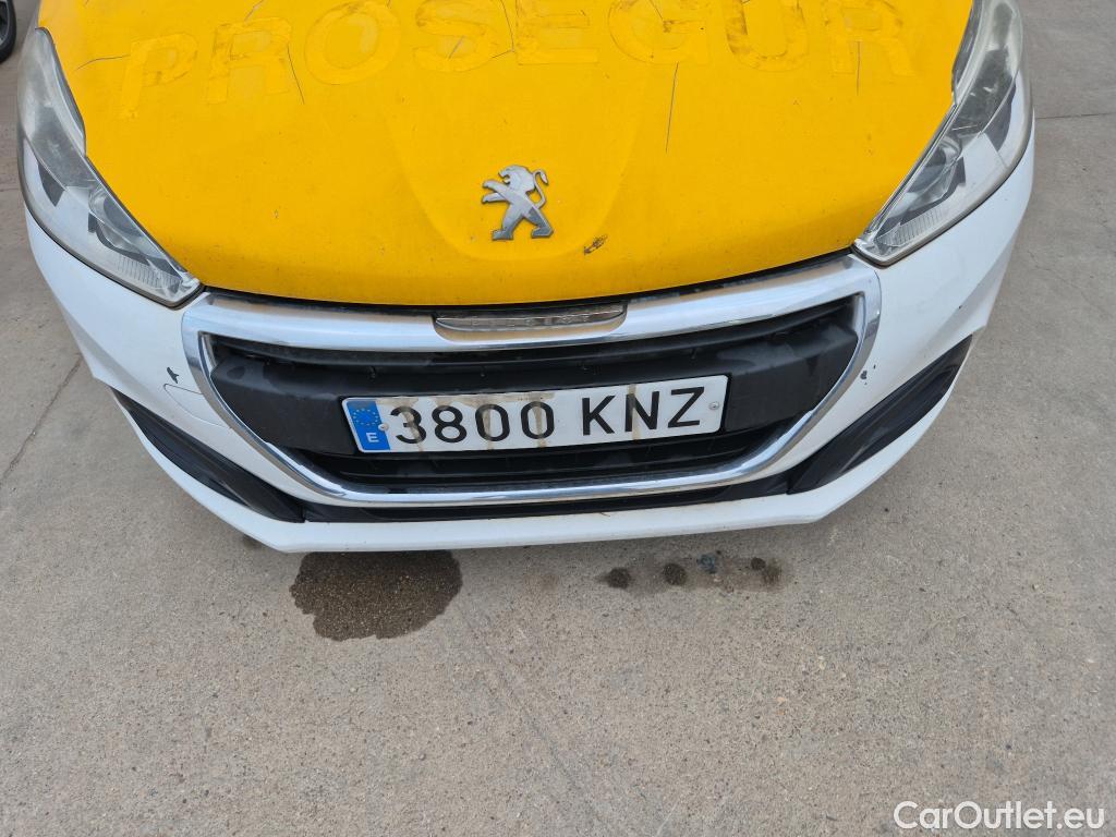  Peugeot  208 PEUGEOT  / 2015 / 5P / berlina con portón 5P ACTIVE BlueHDi 73kW (100CV) #36