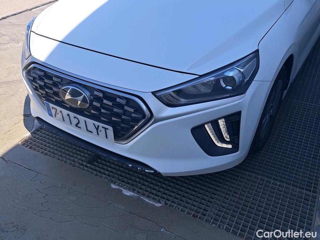  Hyundai   Ioniq HYUNDAI / 2019 / 5P / berlina con portón 1.6 GDI HEV Klass DCT #17