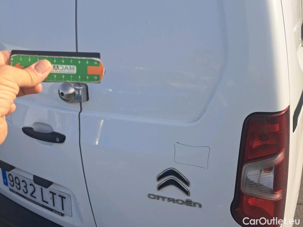 Citroen  Berlingo CITROEN  / 2018 / 3P / furgón derivado de turismo Talla M BlueHDi 100 CONTROL #15