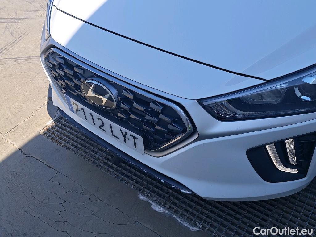  Hyundai   Ioniq HYUNDAI / 2019 / 5P / berlina con portón 1.6 GDI HEV Klass DCT #21