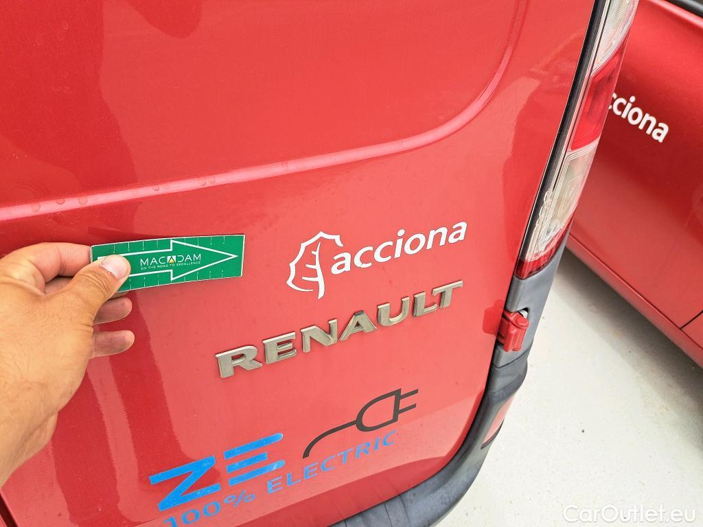  Renault  Kangoo RENAULT  Z.E./2013/3P/furgón derivado de turismo Z.E.  #36