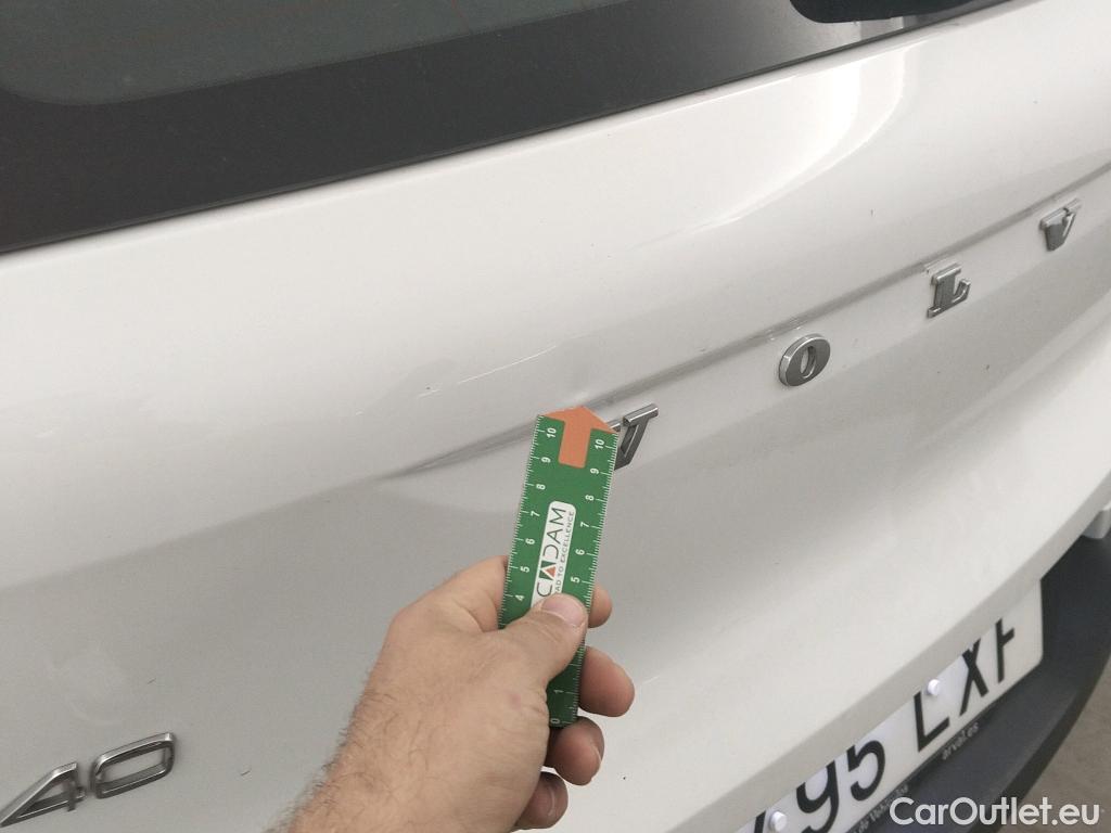  Volvo  XC 40 VOLVO XC40 / 2017 / 5P / todoterreno 1.5 T2 Momentum Core #2