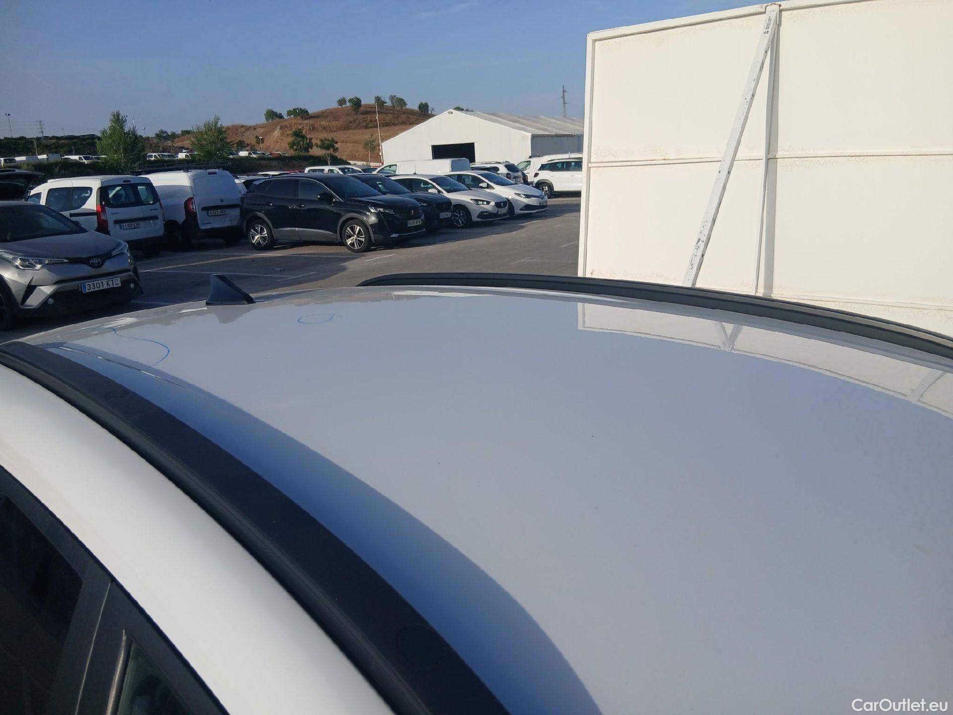  Hyundai  Bayon HYUNDAI  / 2021 / 5P / todoterreno 1.0 TGDI 74kW (100CV) 48V Tecno #39