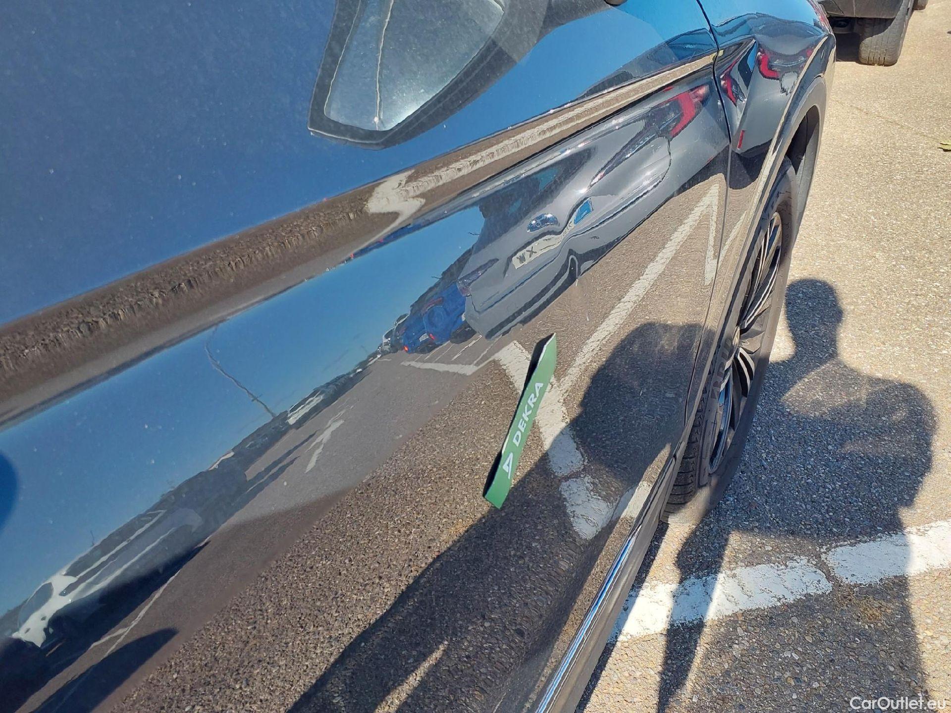  Volkswagen  Tiguan VOLKSWAGEN  / 2020 / 5P / todoterreno Life 2.0 TDI 110kW (150CV) DSG #38