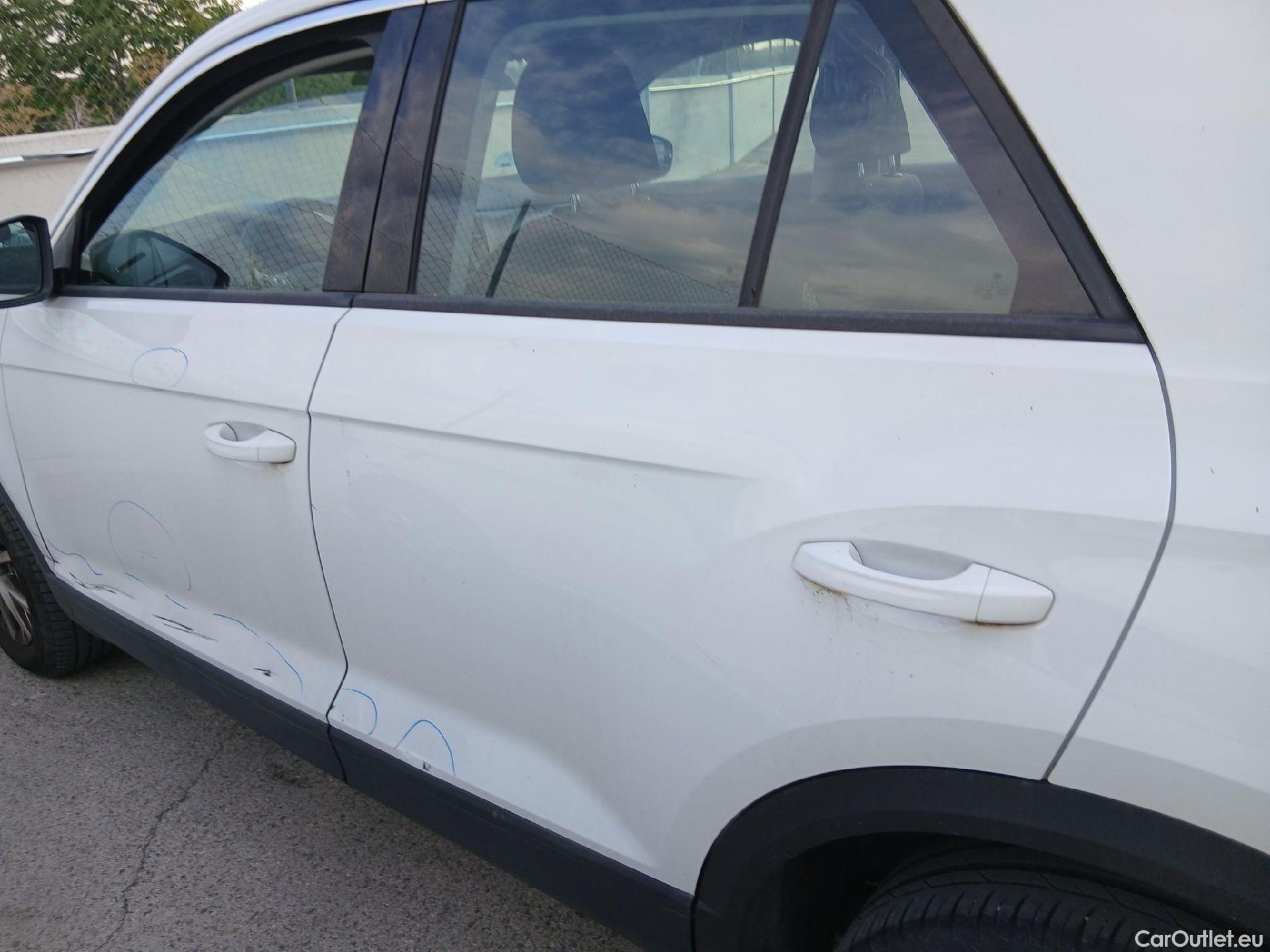  Volkswagen  T-ROC VOLKSWAGEN  / 2017 / 5P / todoterreno Edition 1.6 TDI 85kW (115CV) #21
