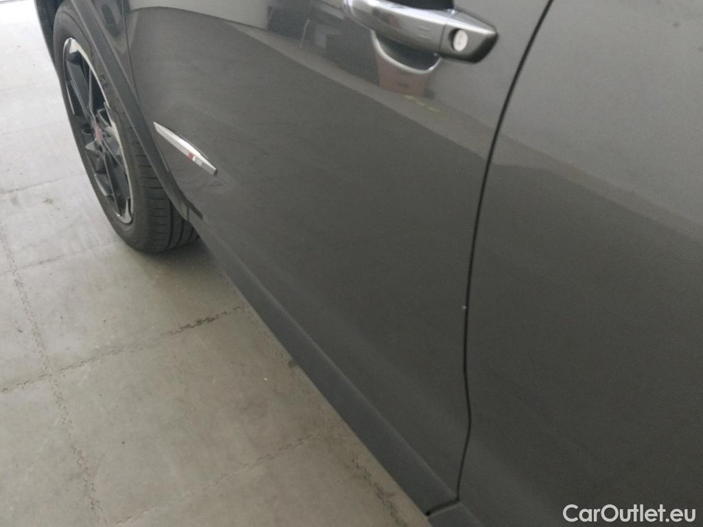  DS  DS7 DS DS 7 Crossback / 2017 / 5P / todoterreno BlueHDi DE 96kW (130CV) AT. PERF.LINE #19