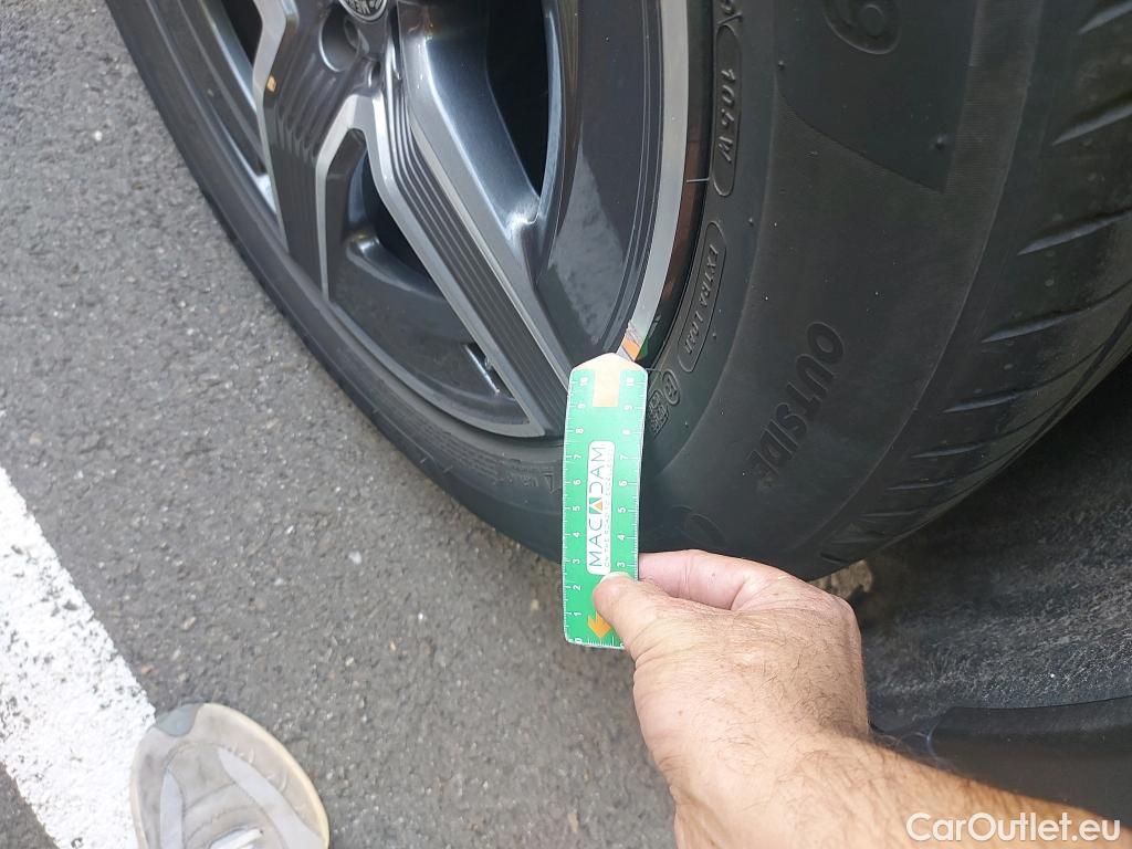  Mercedes  GLC MERCEDES-BENZ  / 2022 / 5P / todoterreno  220 d 4MATIC #6