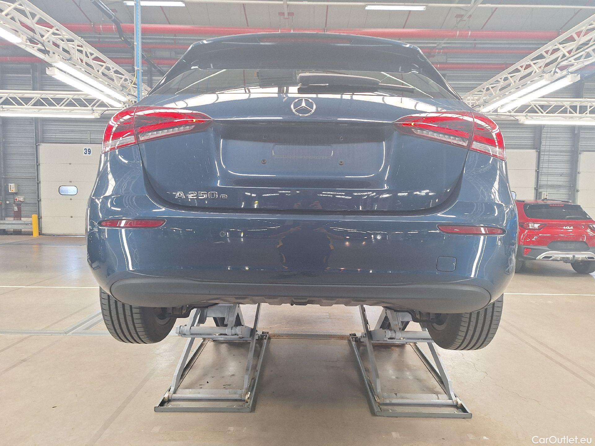  Mercedes  A-Klasse Mercedes, A-Class '18 PHEV, Mercedes-Benz  A 250 e Business Solution 5 #8