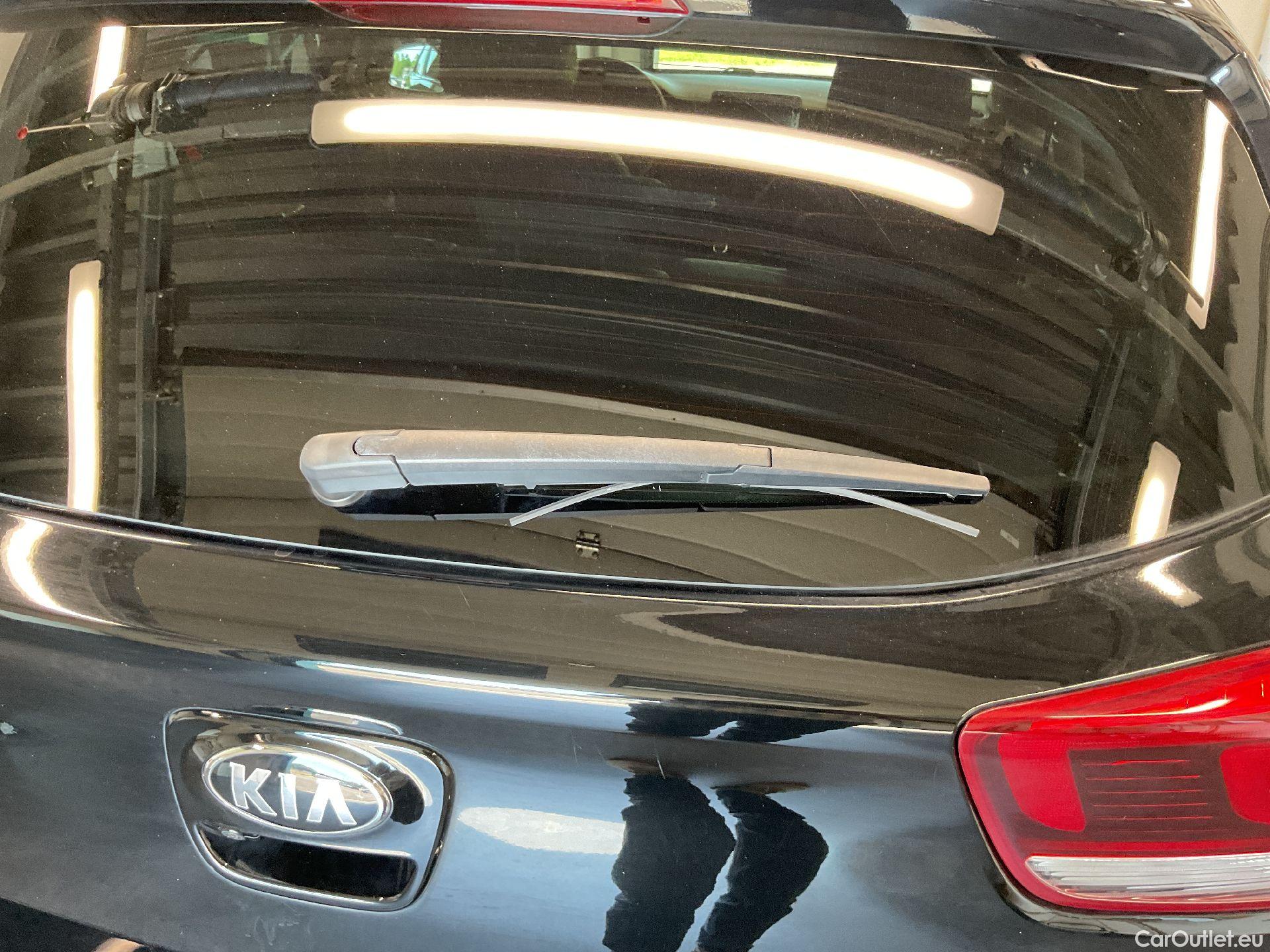  KIA  Rio Kia,  FL'20, KIA  1.0 T 100 More 5d #33