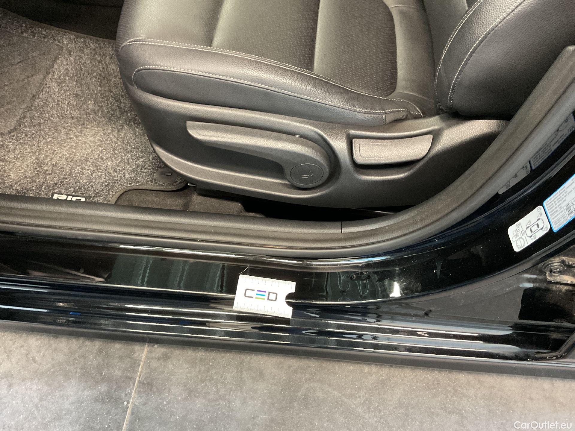  KIA  Rio Kia,  FL'20, KIA  1.0 T 100 More 5d #18