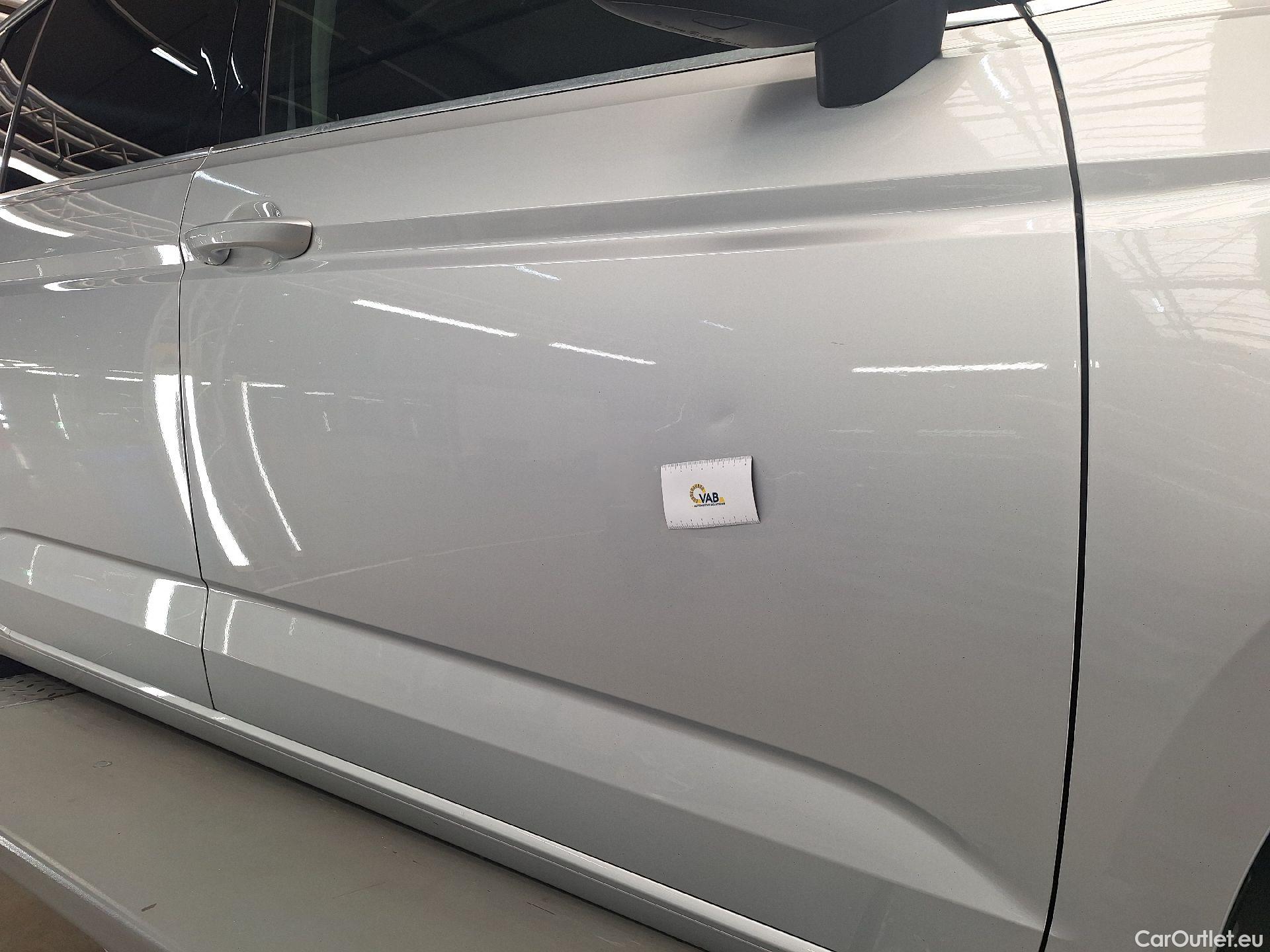  Volkswagen  Touran VW,  '15, Volkswagen  2.0 TDi 110kW Highline DSG 5d #6