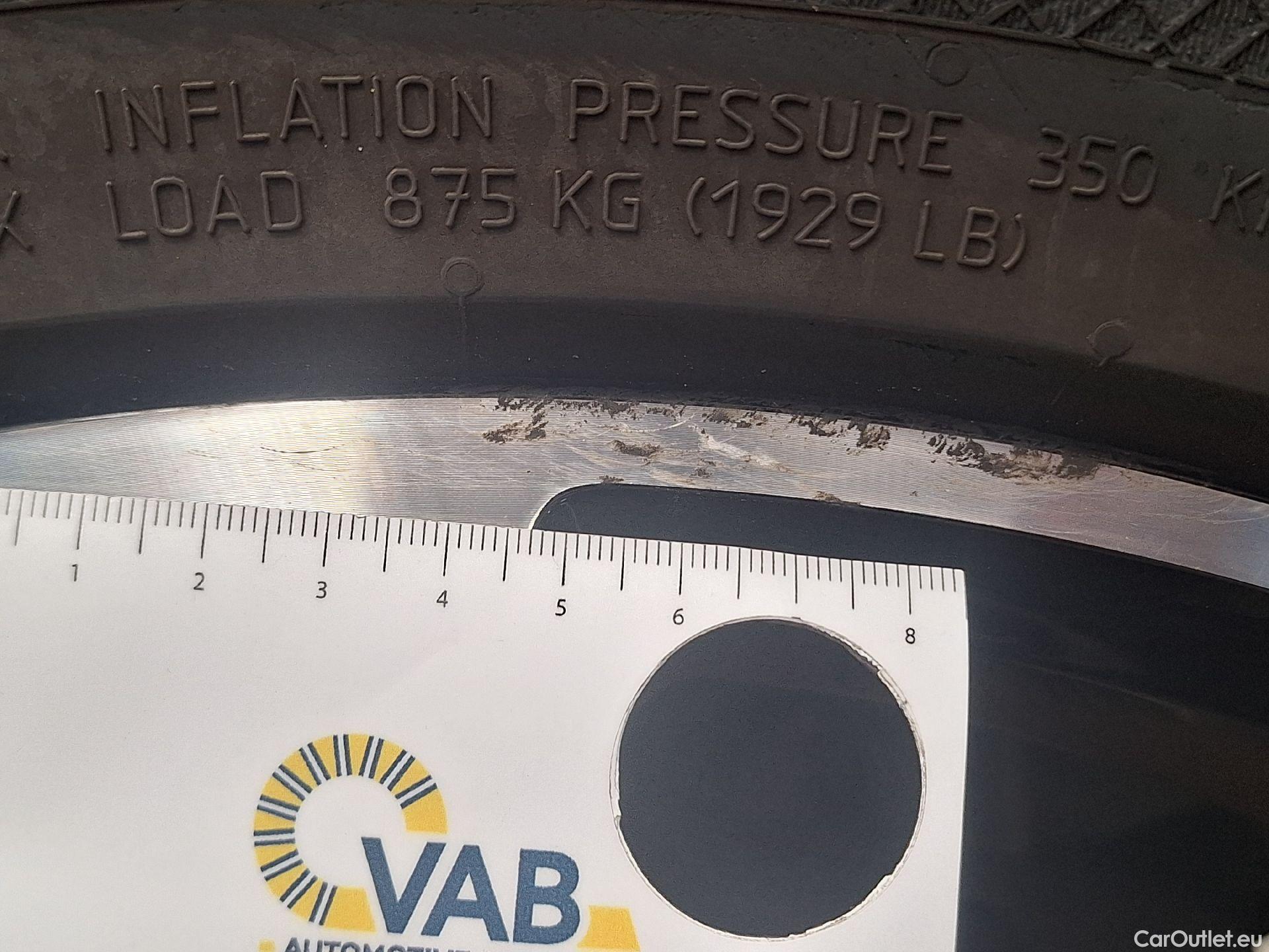  Volvo  XC 40 Volvo, XC40 '17, Volvo XC40 T5 Recharge Geartronic Inscription 5d #66