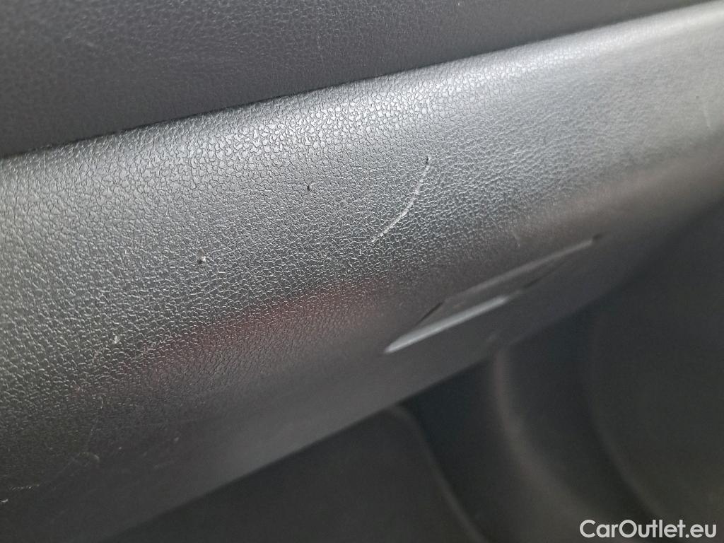  Nissan  Leaf NISSAN  / 2017 / 5P / berlina con portón 40kWh Acenta #12