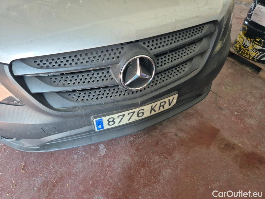  Mercedes  Vito MERCEDES-BENZ  / 2014 / 4P / furgón 111 CDI Larga #34