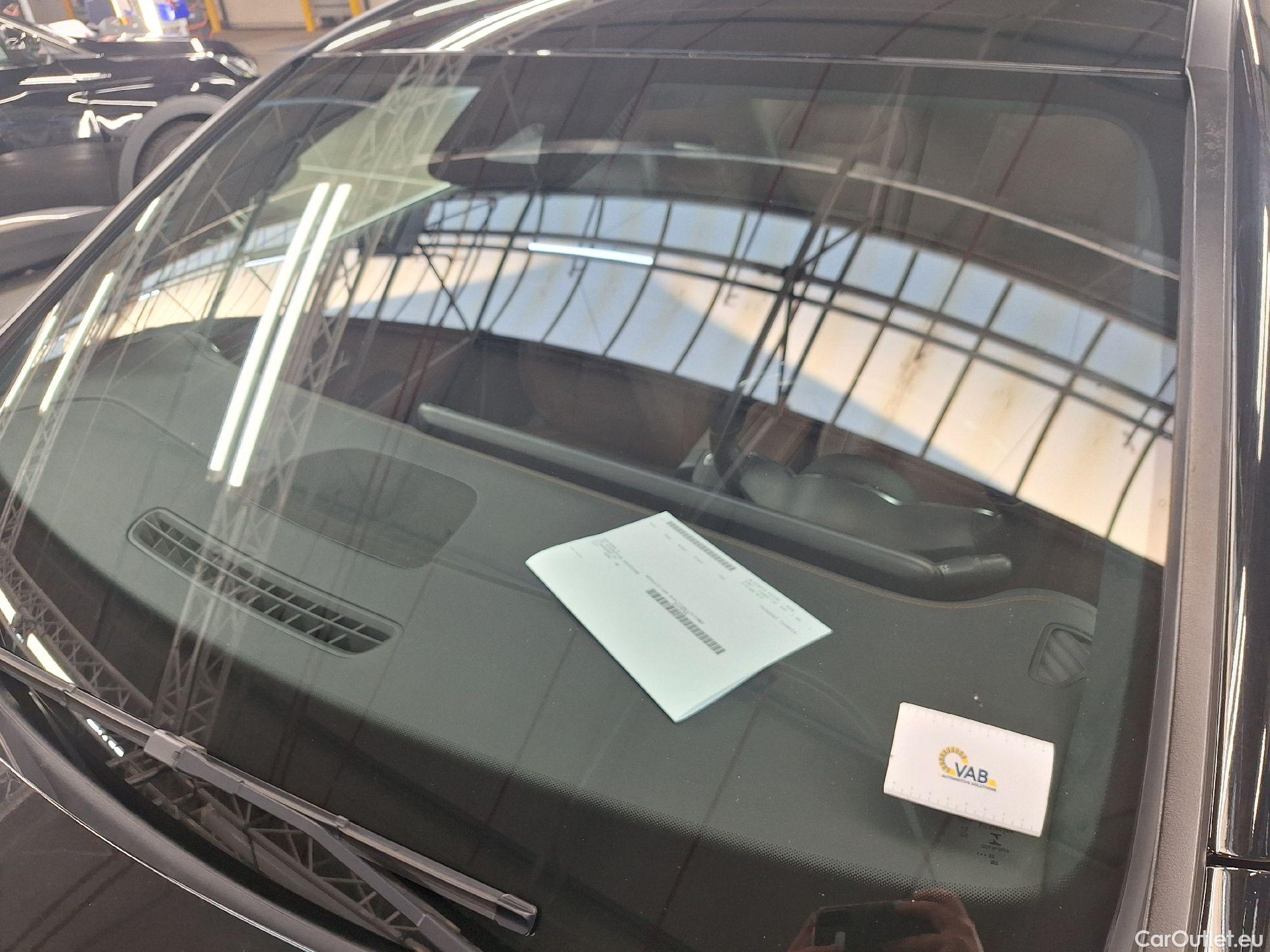  Mercedes  A-Klasse Mercedes, A-Class '18, Mercedes-Benz  A 180 5d #46